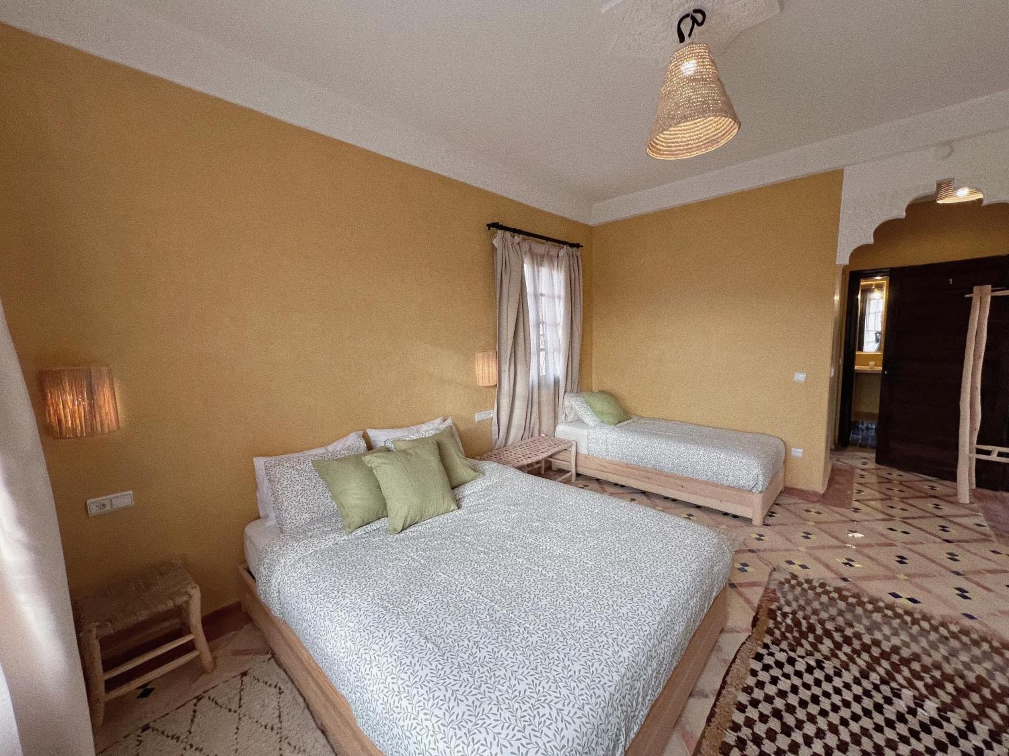 Dar Omnia Hotel Szavíra Kültér fotó