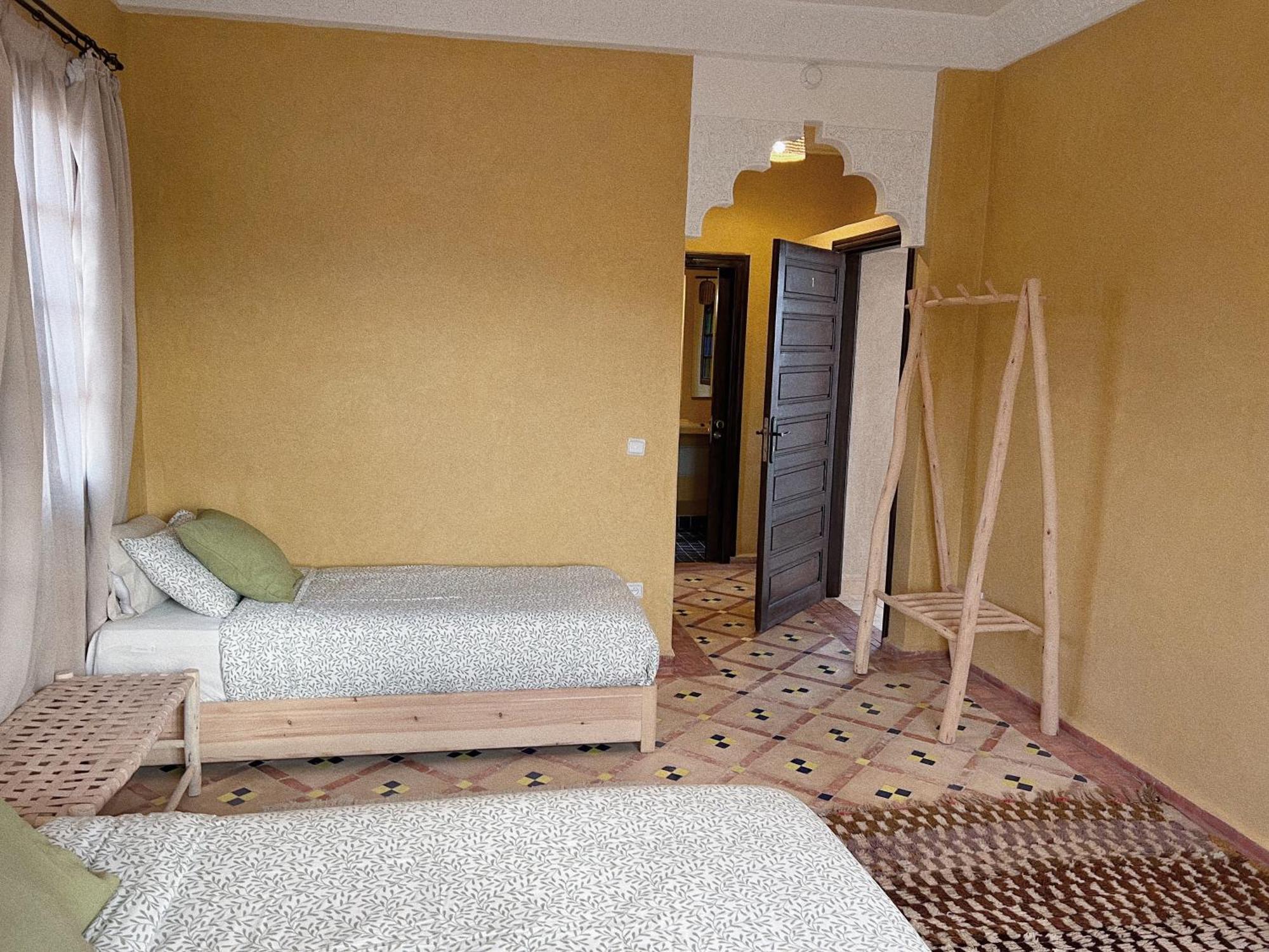 Dar Omnia Hotel Szavíra Kültér fotó