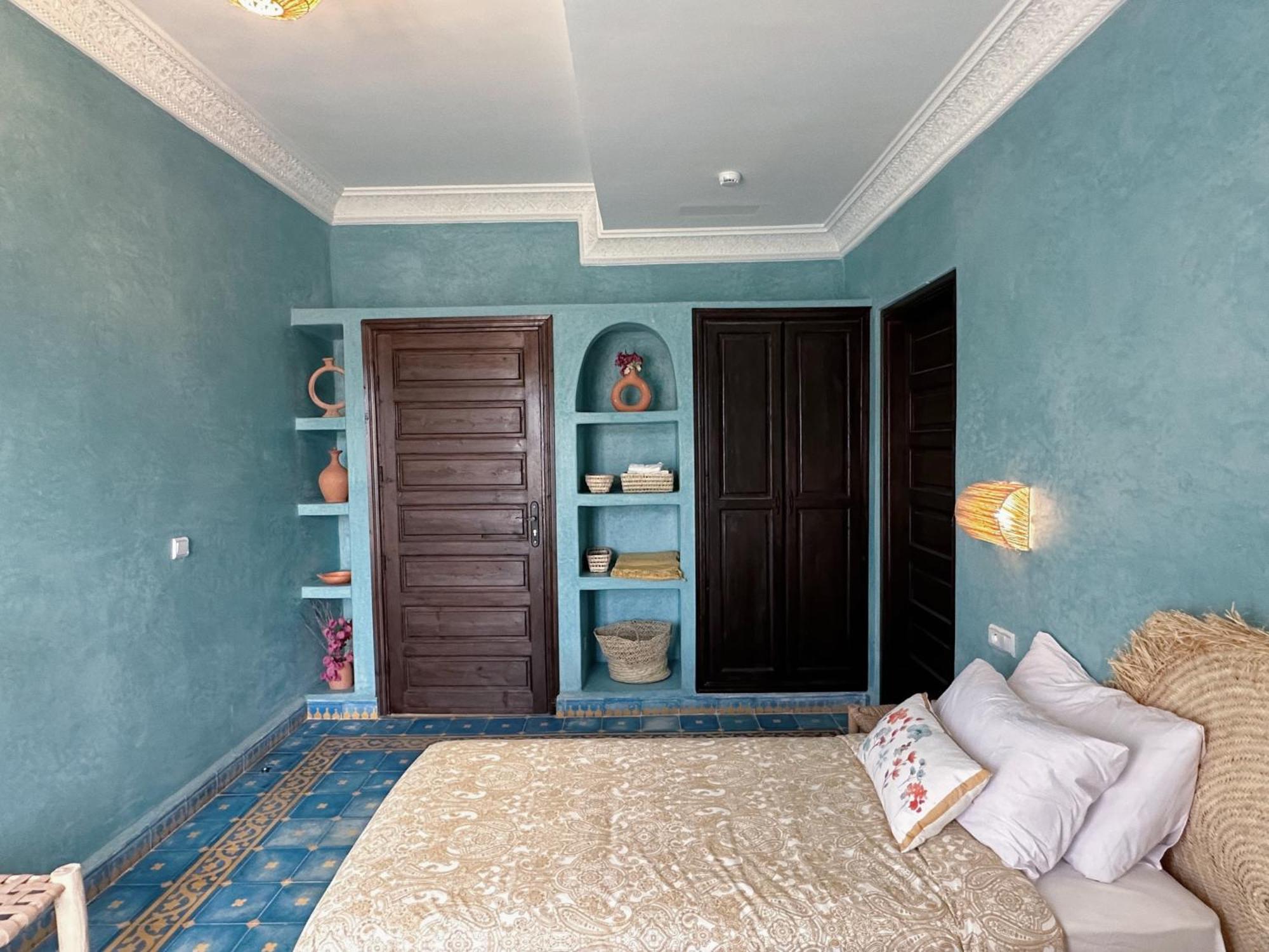 Dar Omnia Hotel Szavíra Kültér fotó