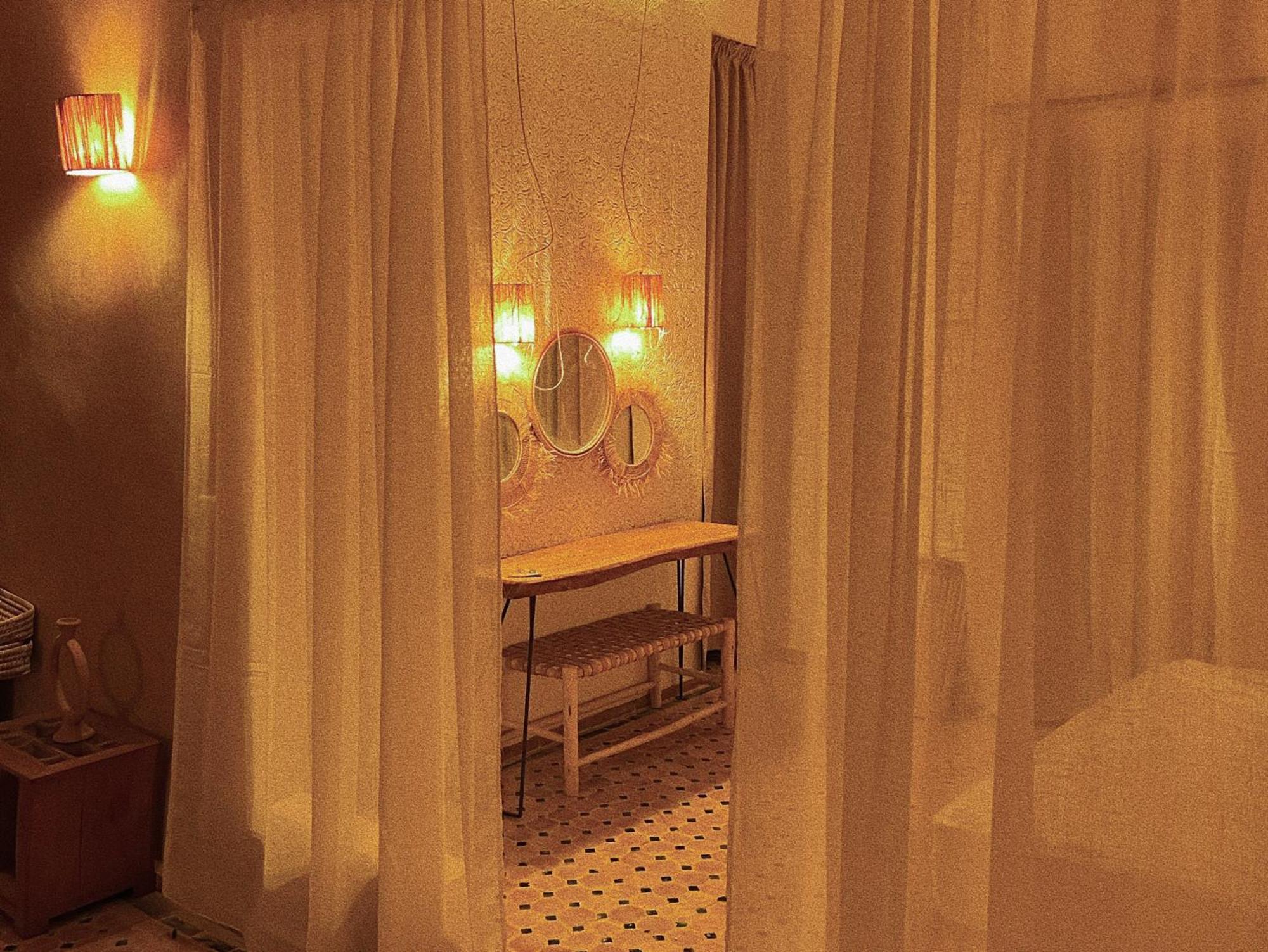 Dar Omnia Hotel Szavíra Kültér fotó